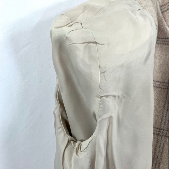 Vintage LANDSEND Womens Blazer Tan Plaid 100% Wool Button Front Cream Tan Blue - Picture 9 of 10